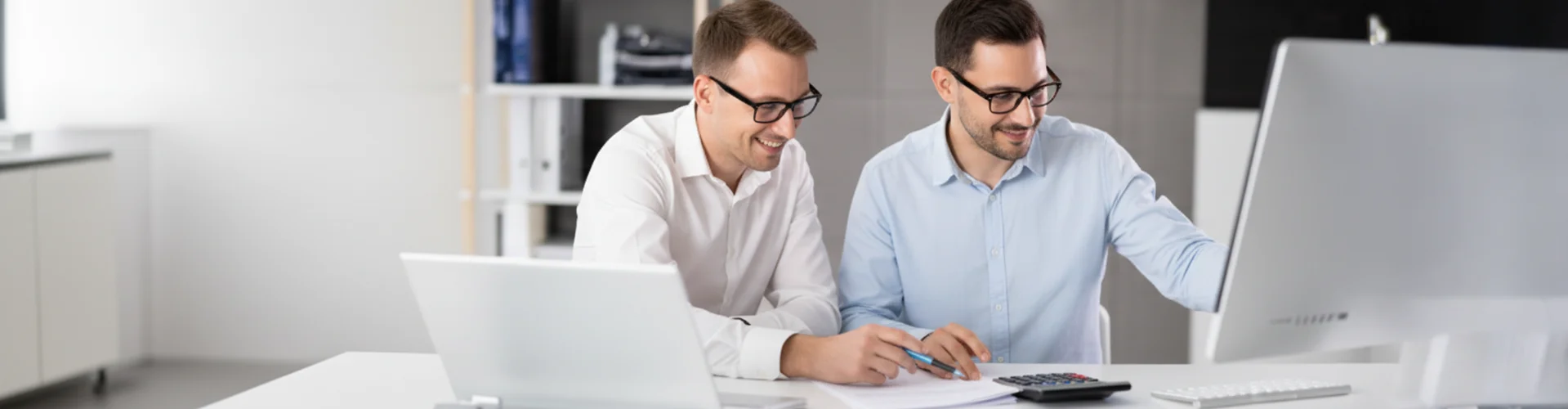 Tax Preparation Software vs. Professional Outsourcing: Which is Right for Your Business?